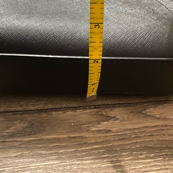 Marc Jacob crossbody - Picture 4 of 11